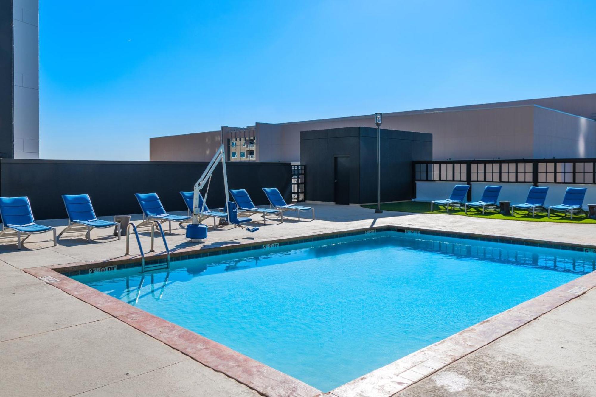 Sheraton Oklahoma City Downtown Hotel מראה חיצוני תמונה